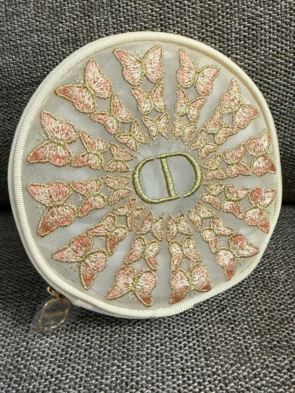 Dior Beauty Mother’s Day Embroidered Butterflies Round Pouch Makeup Bag New - Picture 6 of 17